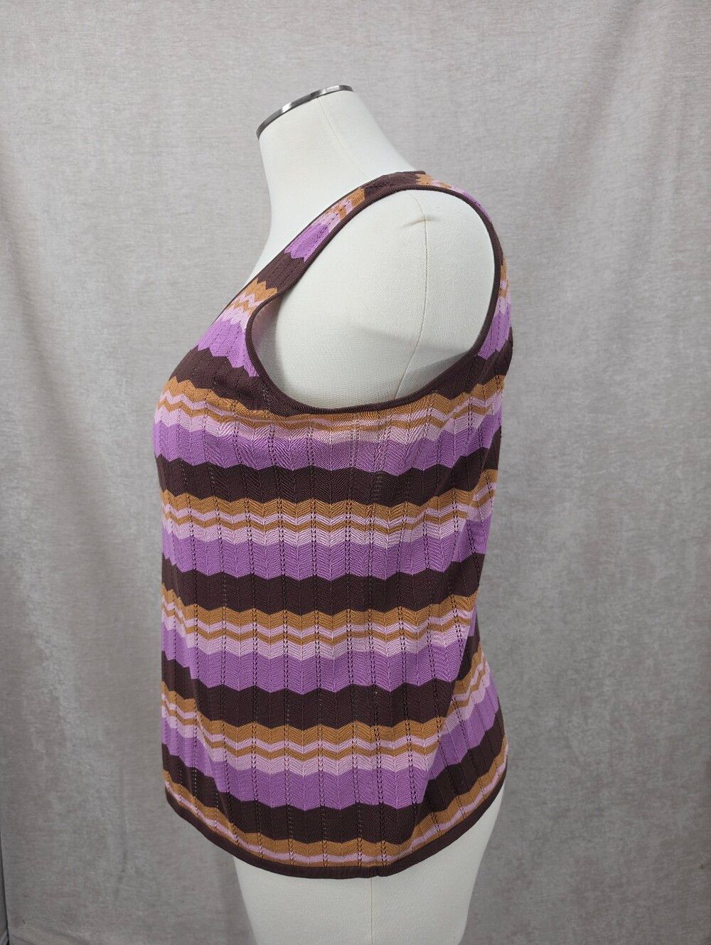 August Silk Sleeveless Knit Zigzag Chevron Stripe Tank Top in Purple and Brown - Picture 3 of 8